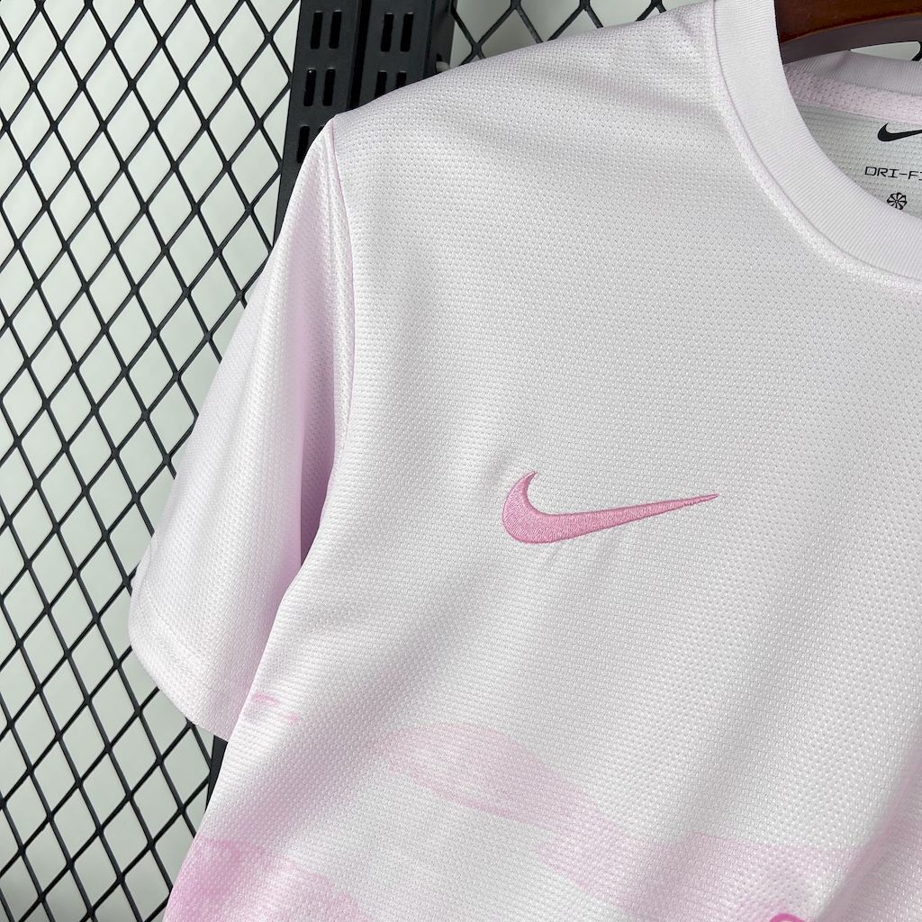 2025 Brazil Cristo Redemption Pink Special Edition T-Shirt - view 6