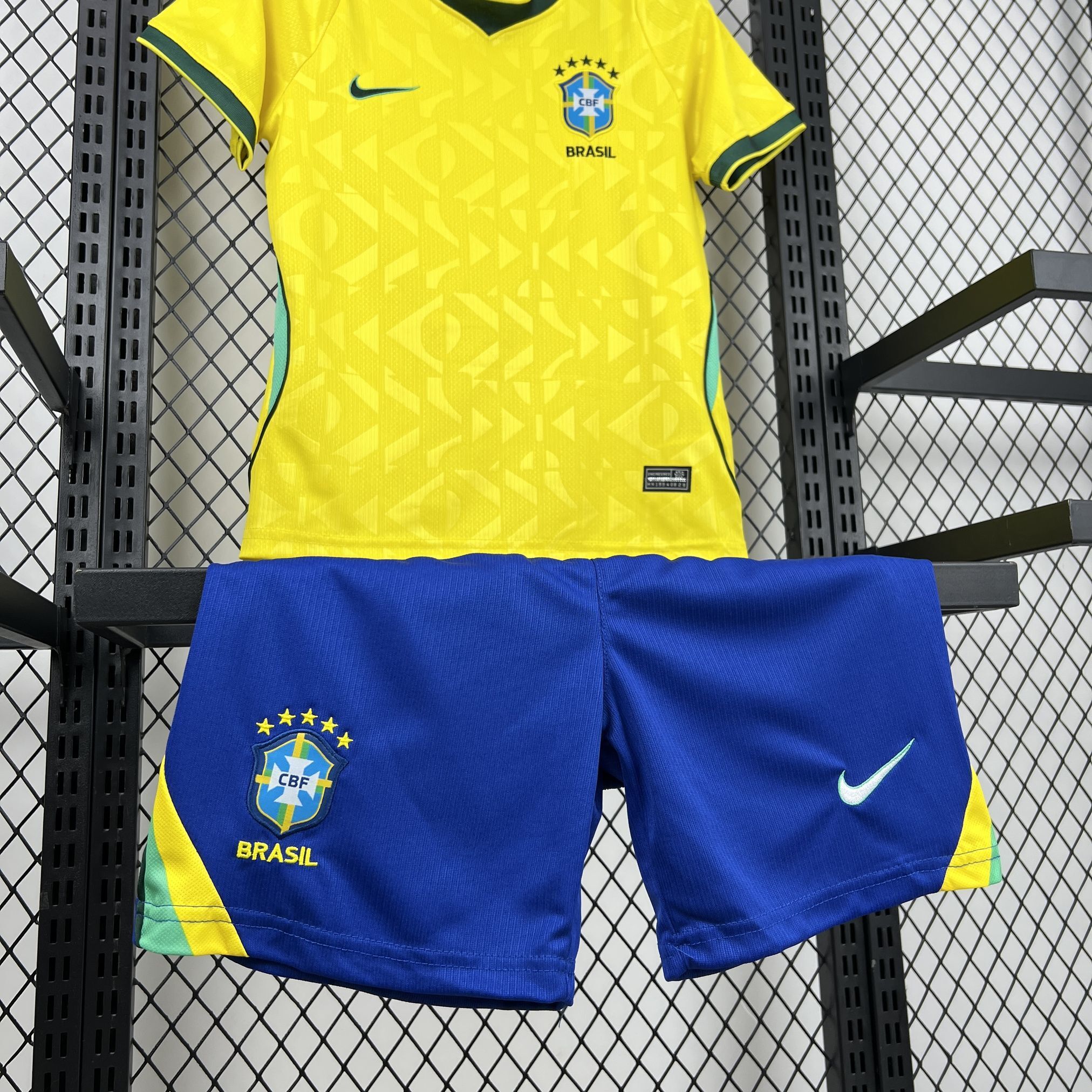 2026 Brazil Home World Cup Football Kids Kit Jersey+Shorts - view 3