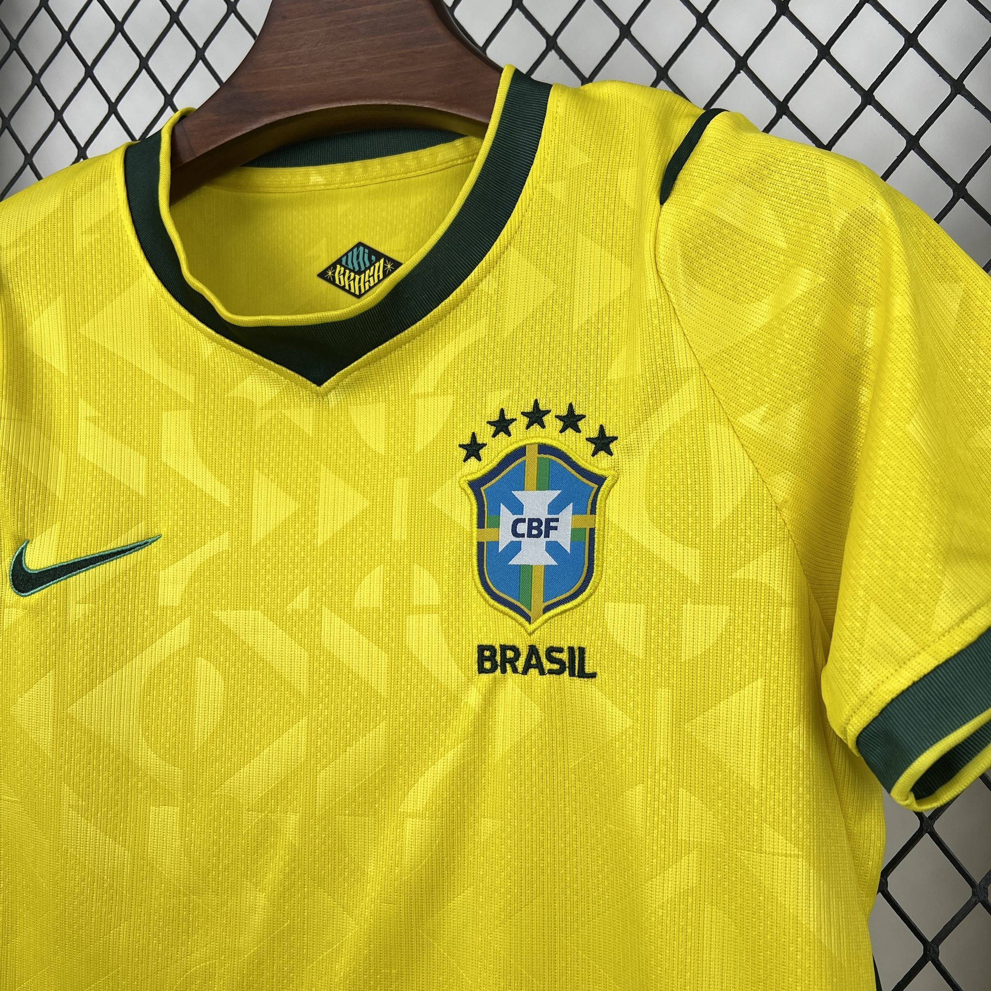 2026 Brazil Home World Cup Football Kids Kit Jersey+Shorts - view 4