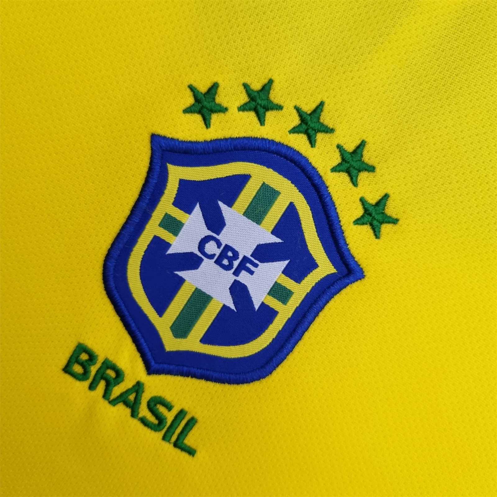 2004 Brazil World Cup Home Retro Jersey - view 7