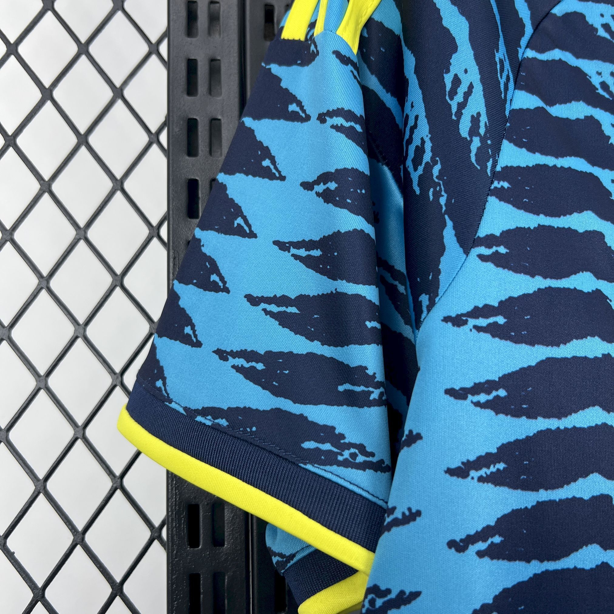 2026 Colombia Away World Cup Soccer Jersey - view 4