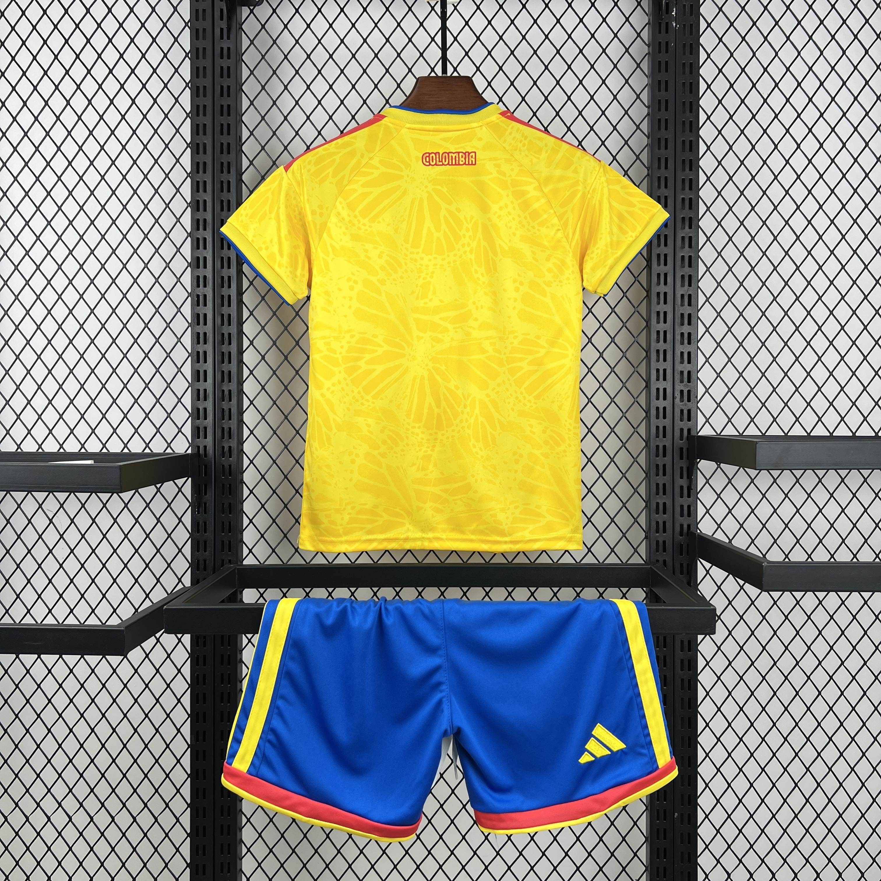 2026 Colombia Home World Cup Soccer Kids Kit Jersey+Shorts - view 3