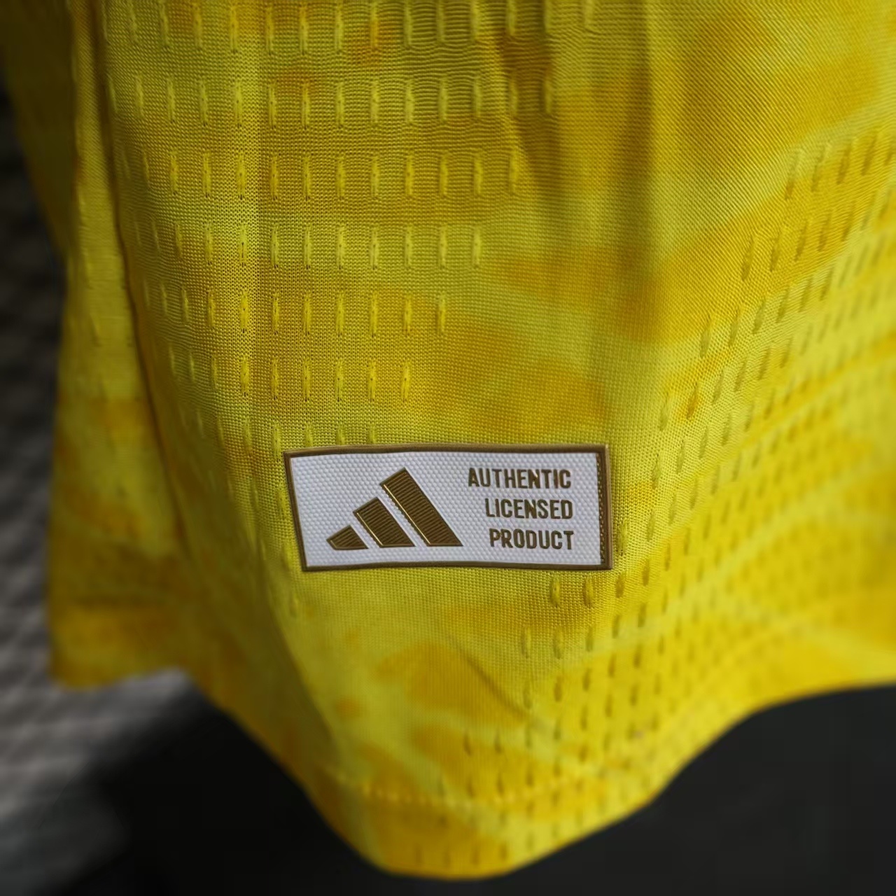2026 Colombia Home World Cup Jersey Player Version Long Sleeve - view 11