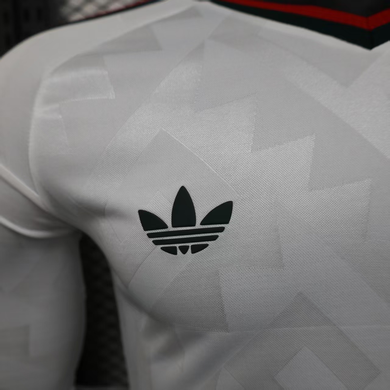 2026 Mexico World Cup Away Soccer Jersey Player Version Long Sleeve - view 5