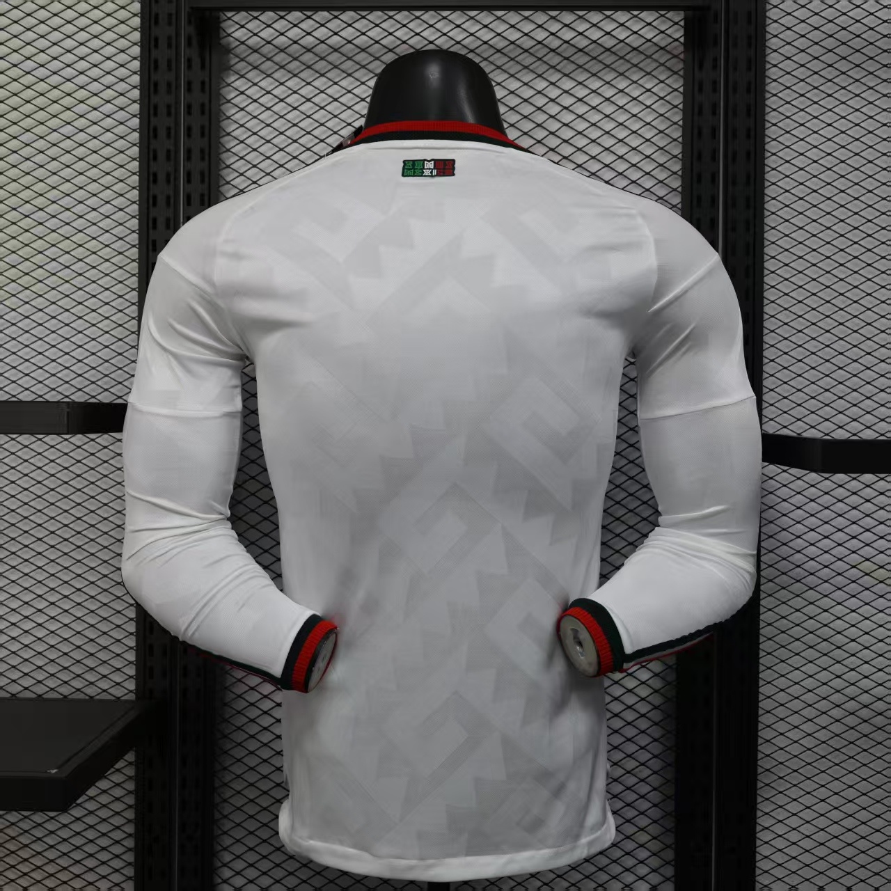 2026 Mexico World Cup Away Soccer Jersey Player Version Long Sleeve - view 10