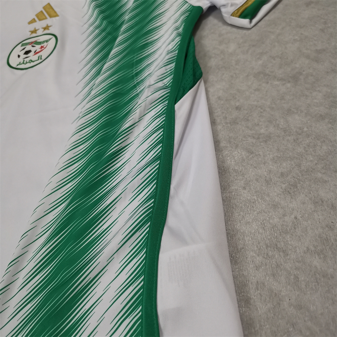 2022 Algeria Home Soccer Jersey Fan Edition - view 4