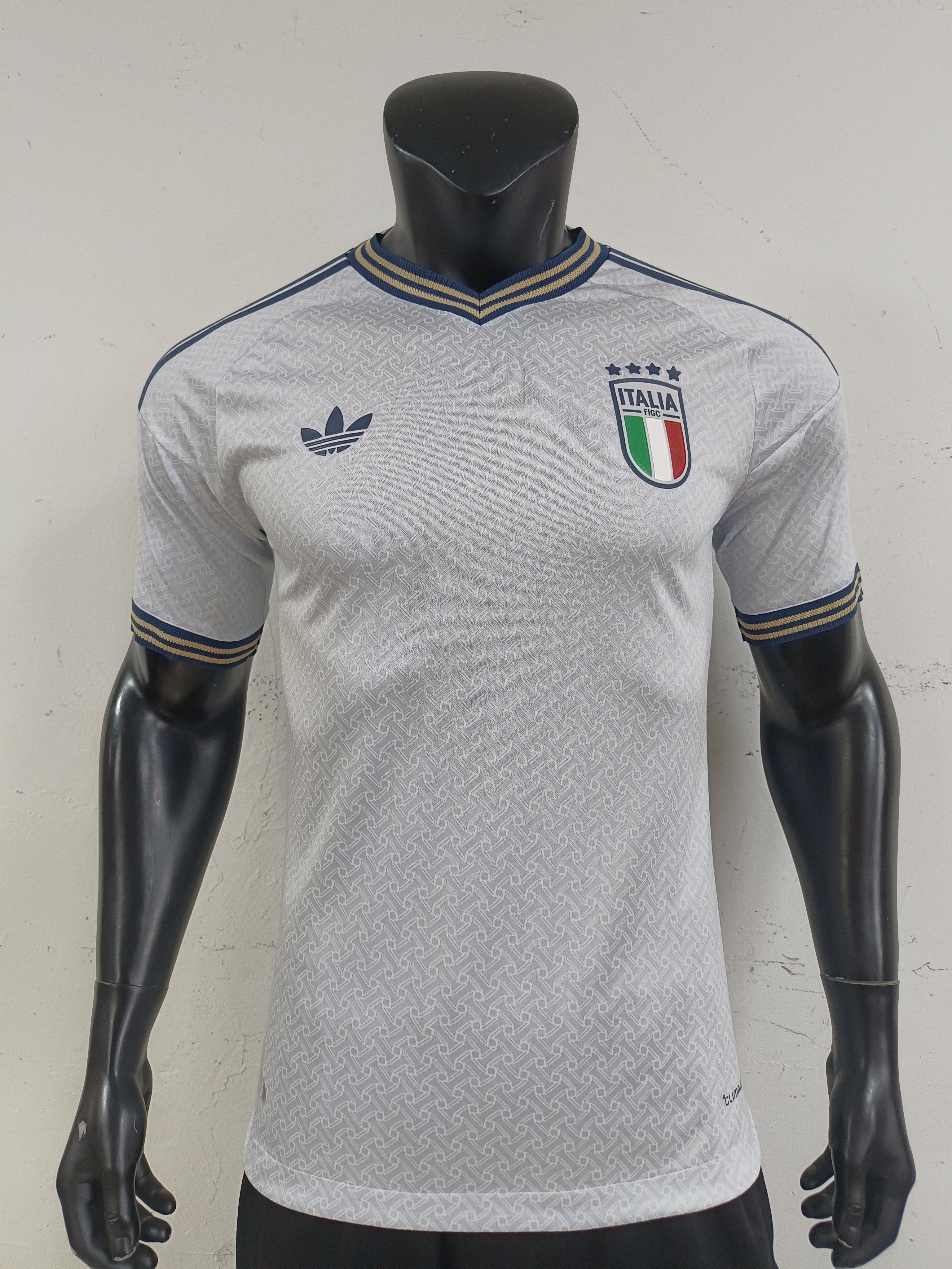 How to Style Your National Team 2026 Italy Away Jersey for Every Occasion