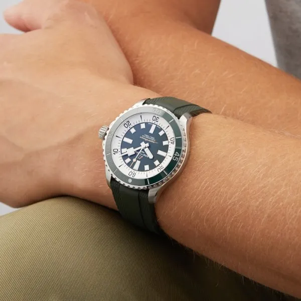Breitling Superocean Men Automatic Green Rubber Watch A17376A31L1S1 - gallery