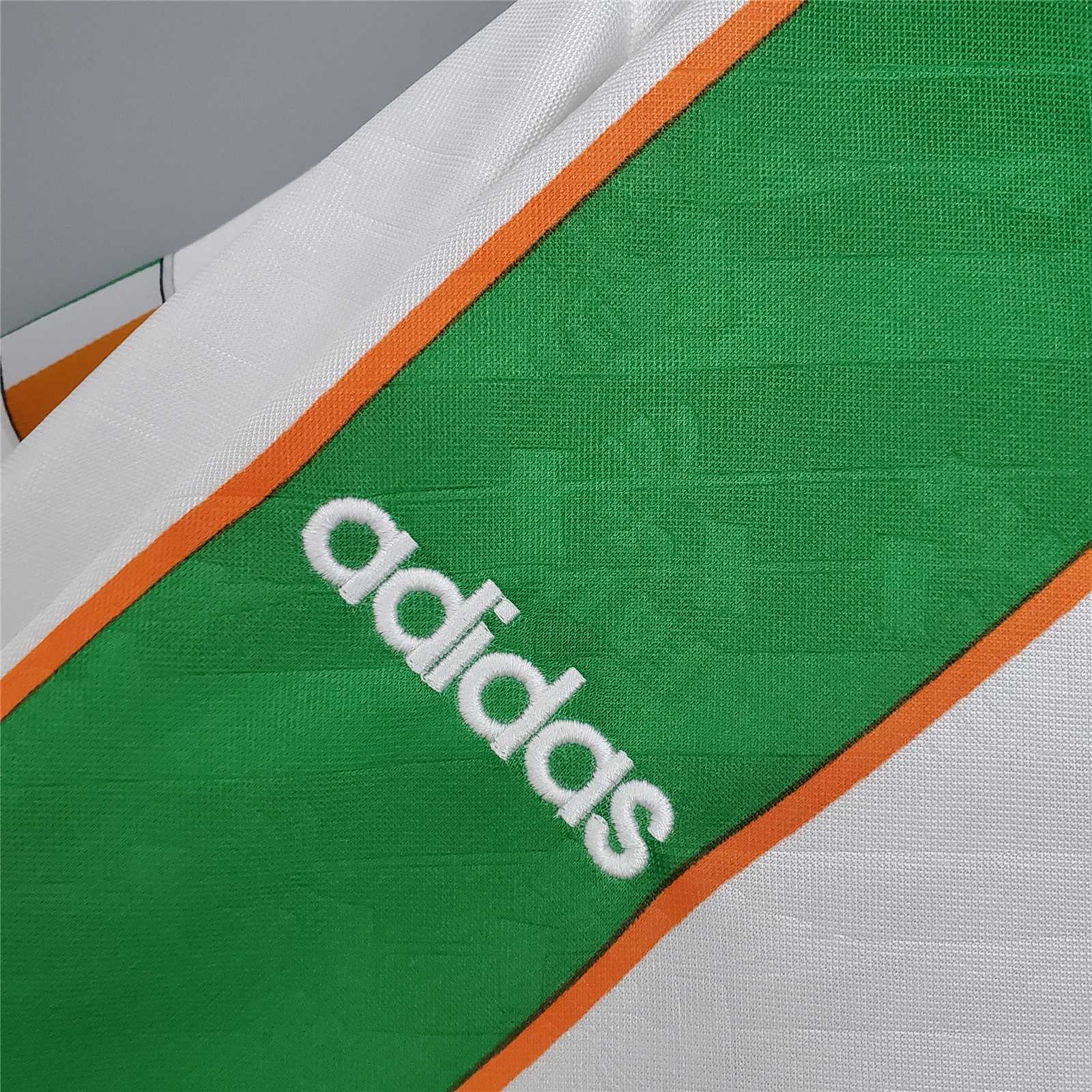 1994 Ireland Away Retro Jersey - view 7