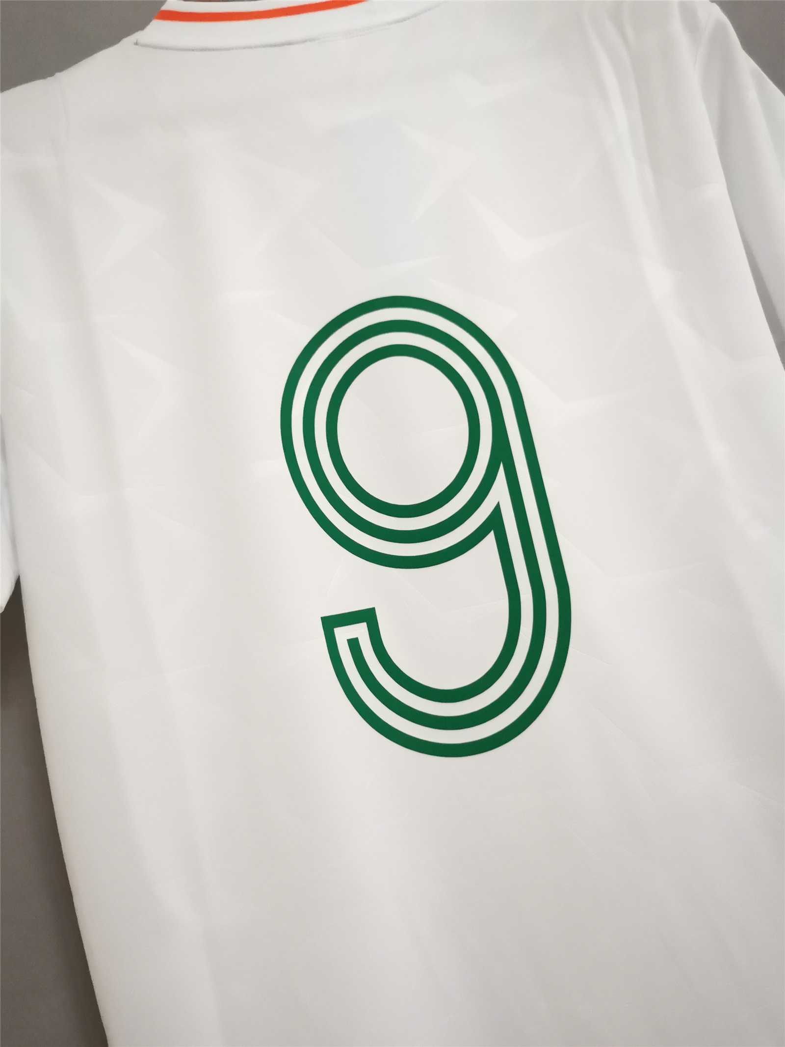 1990 Ireland Away Retro Jersey - view 4