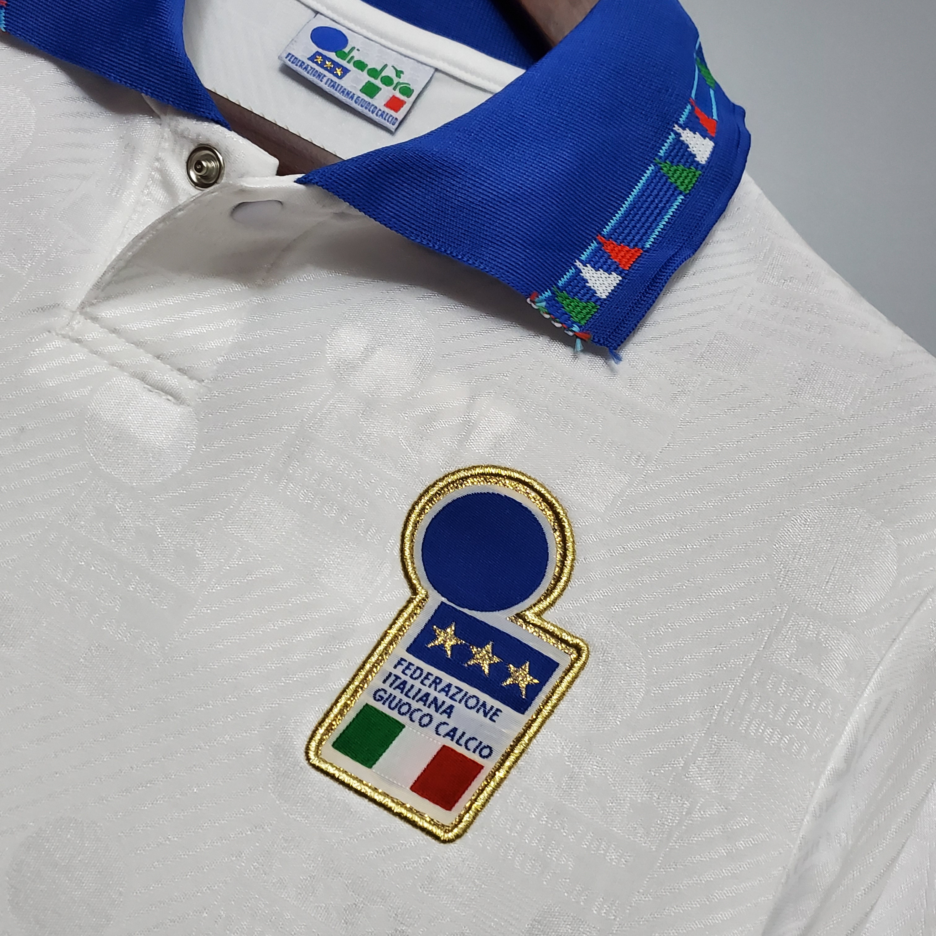 1994 Italy Away World Cup Retro Jersey - view 4