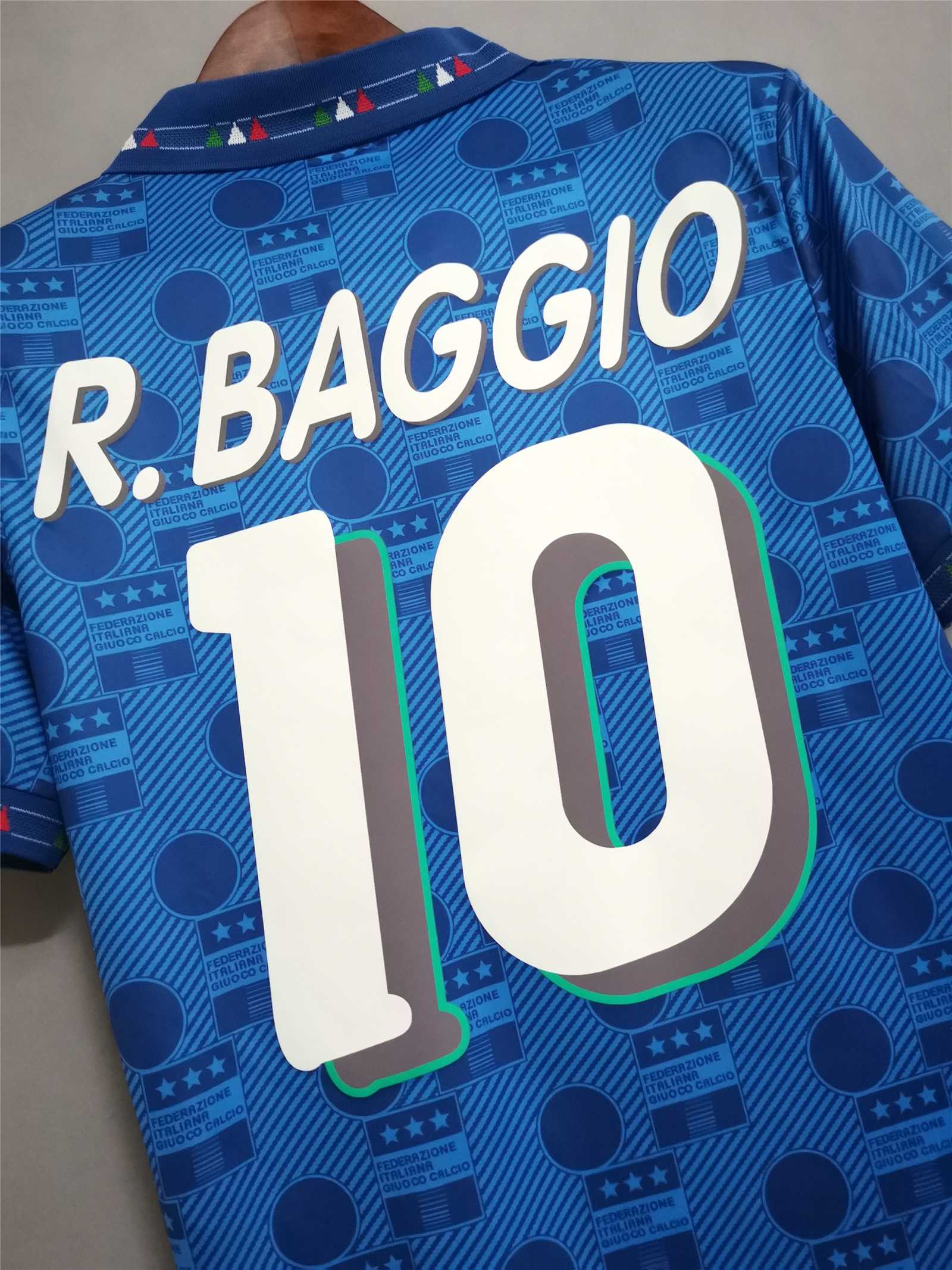 1994 Italy Home World Cup Retro Jersey - view 11