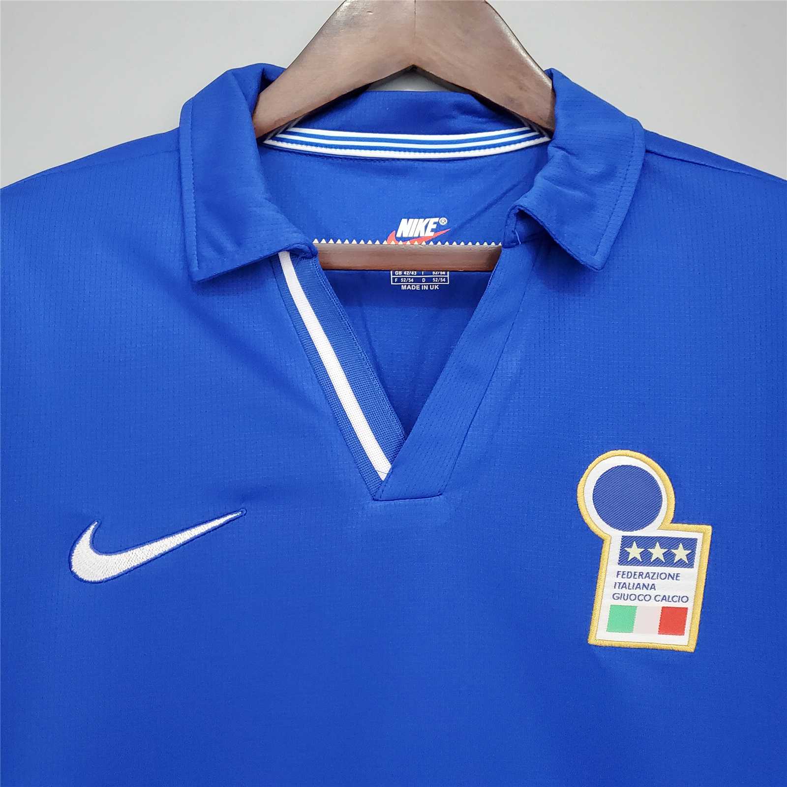 1998 Italy Home World Cup Retro Jersey - view 4