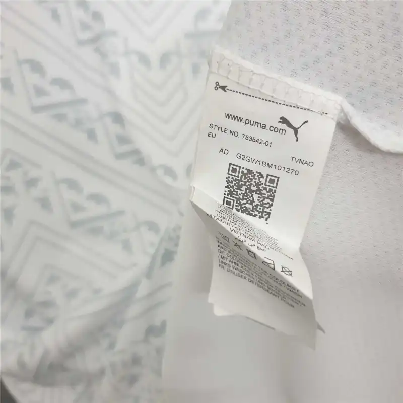 2020 Italy Away Euro Cup Retro Jersey - view 9