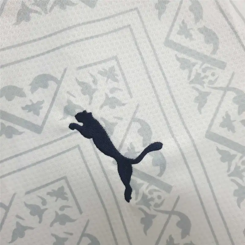 2020 Italy Away Euro Cup Retro Jersey - view 10