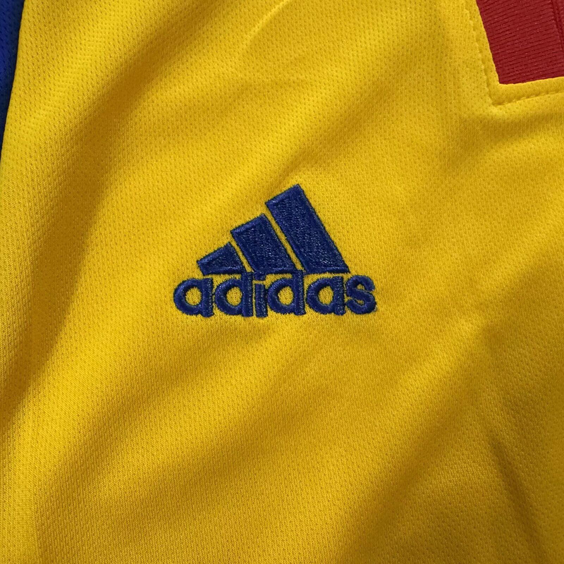 2000 Romania Home Football Retro Jersey - view 7