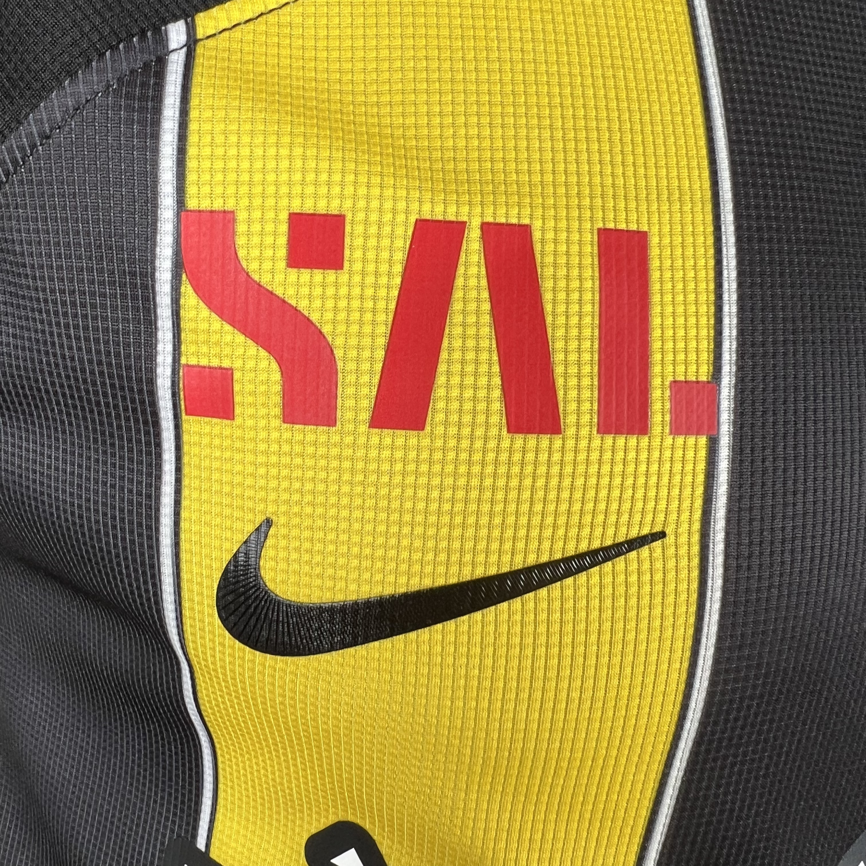 23-24 Al-Ittihad(Jeddah United) Home Jersey Player Version - view 5
