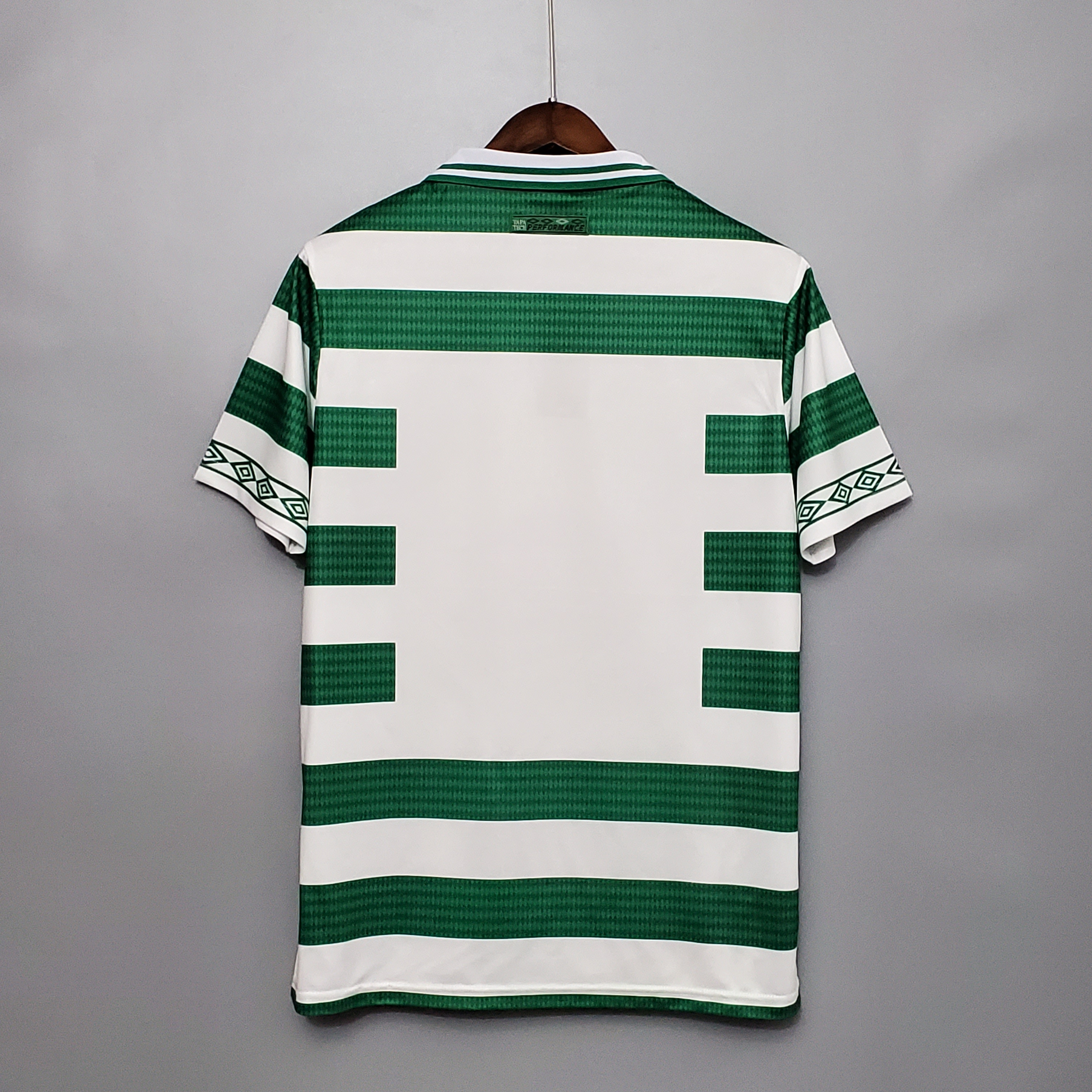 1998/99 Celtic Home Soccer Jersey Retro Version - view 3