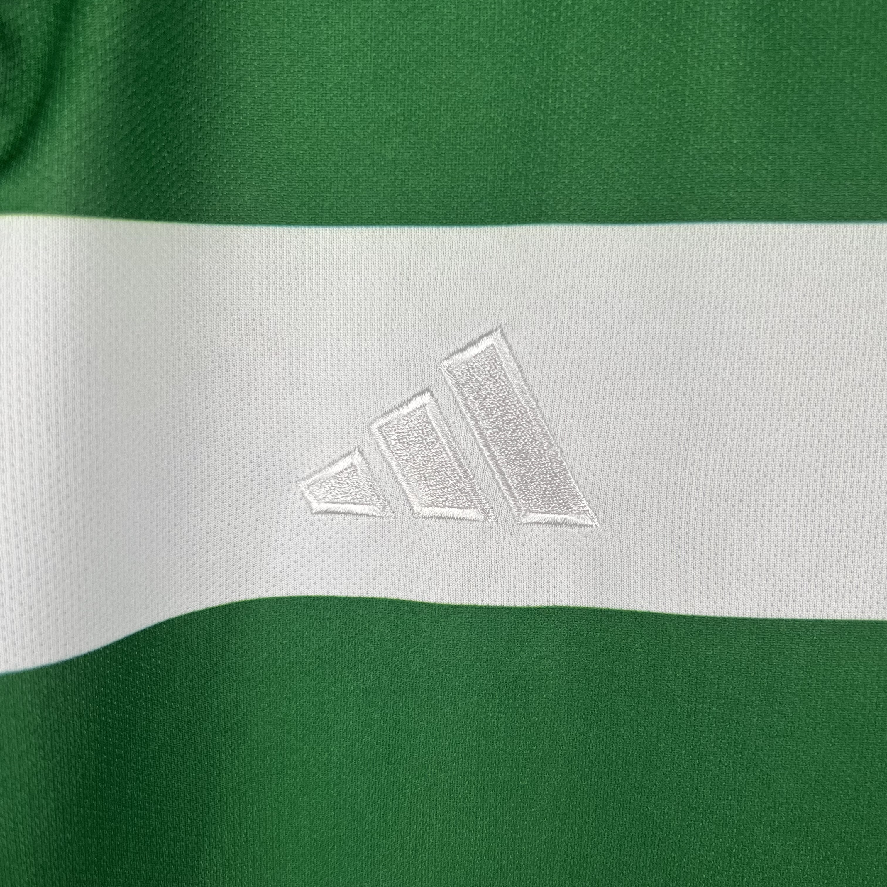 23-24 Celtic Commemorative Soccer Jersey Fan Version - view 6
