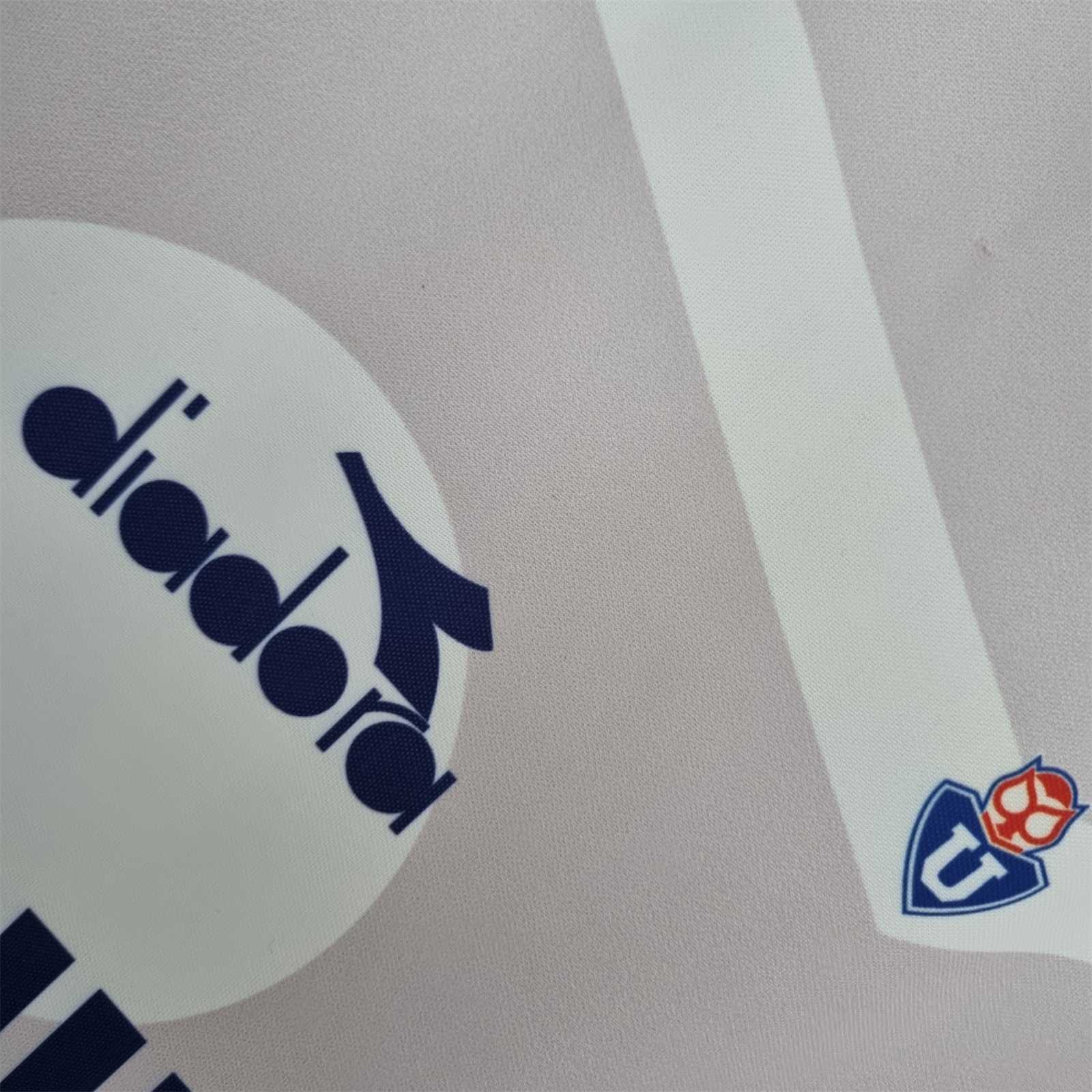 1996 Club Universidad de Chile Away Retro Jersey - view 5