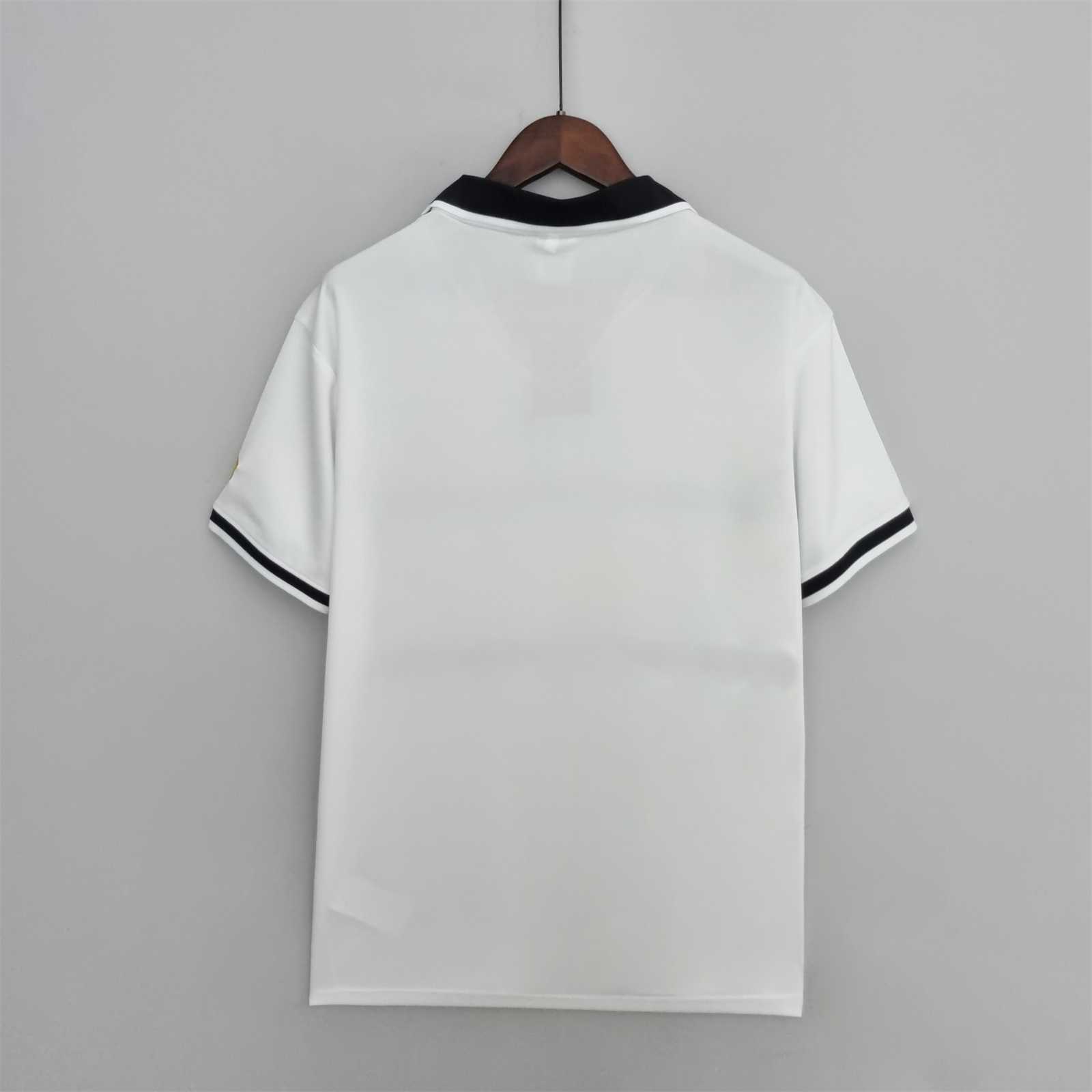 1996-97 Colo Colo Away Retro Jersey - view 3