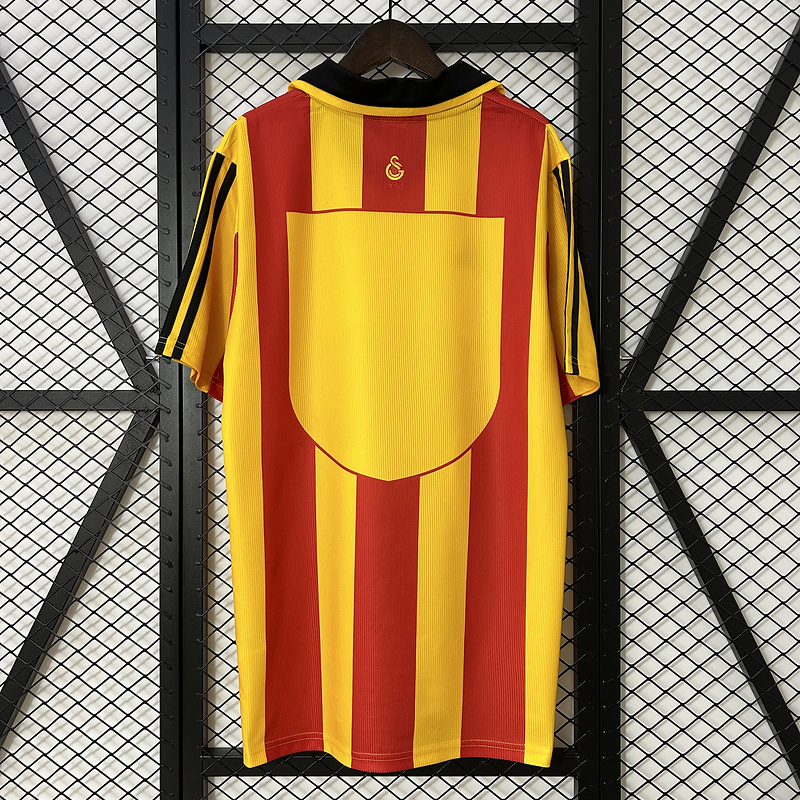 99-00 Galatasaray S.K. Home Retro Jersey - view 3