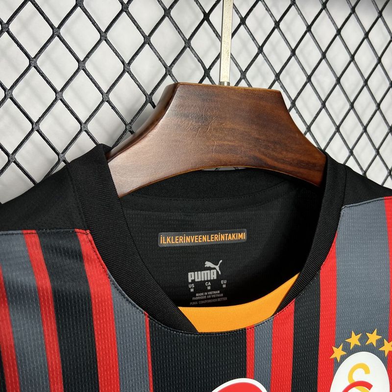 24-25 Galatasaray S.K. Third Away Jersey Fan Version - view 8