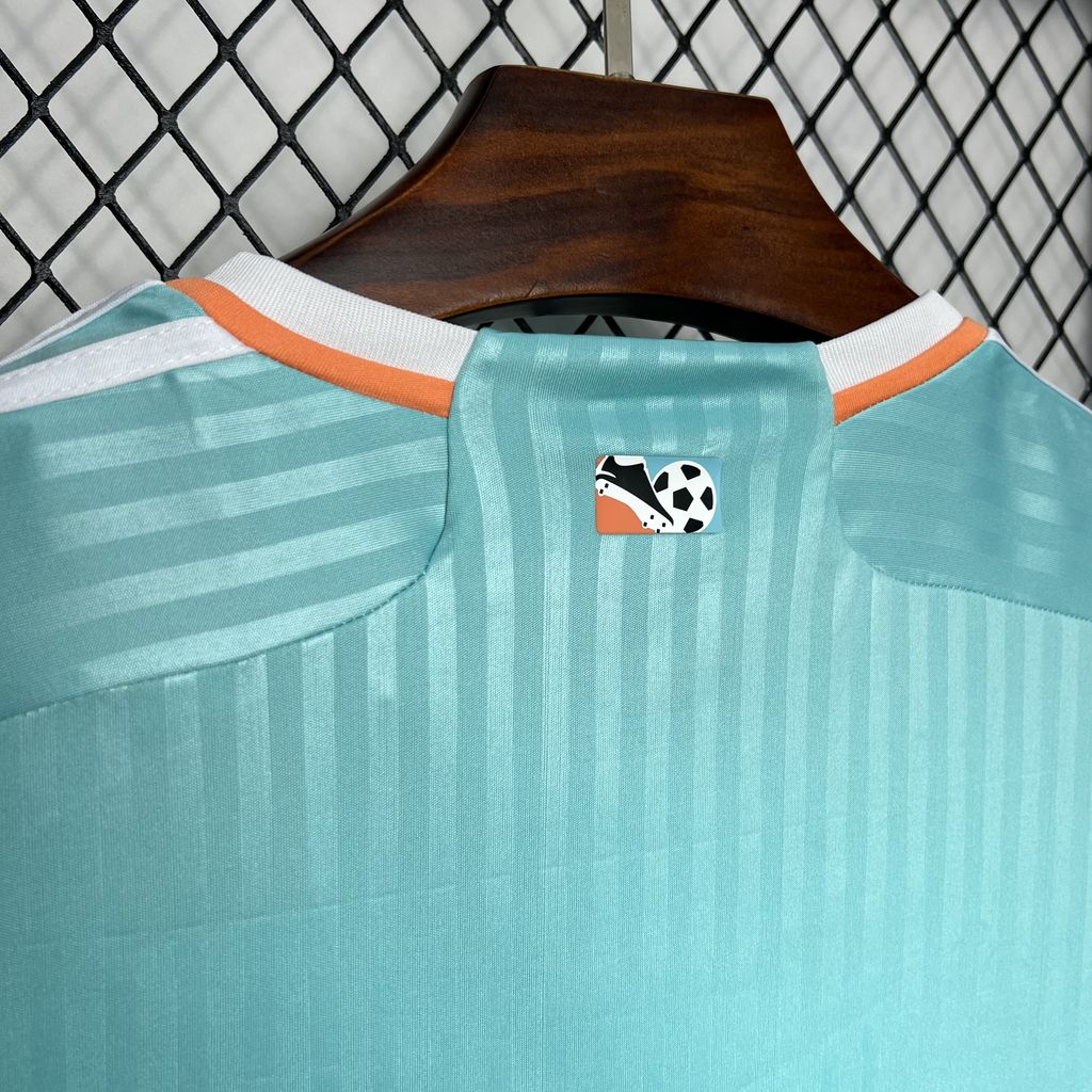 24-25 Inter Miami CF Third Away  Soccer Jersey Fan Version - view 3