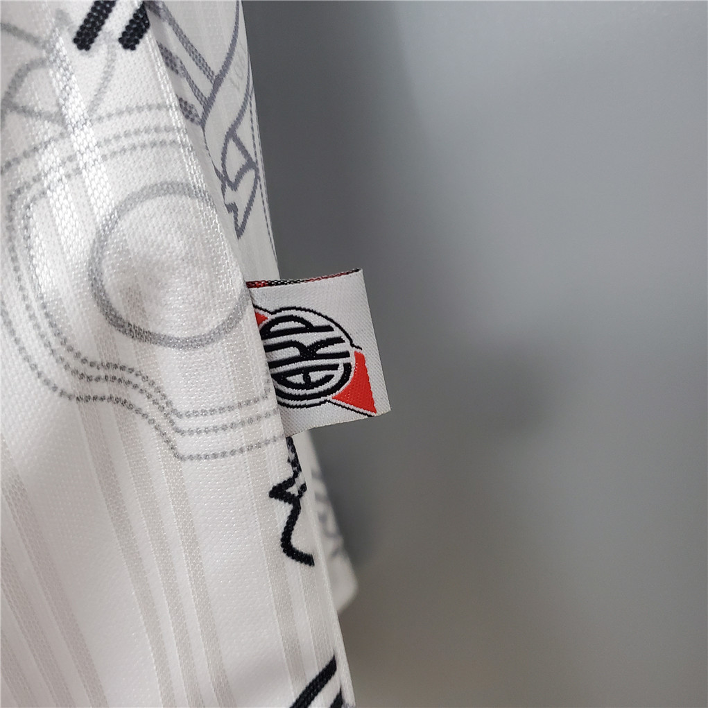 1995/96 River Plate  Away Retro Jersey - view 4