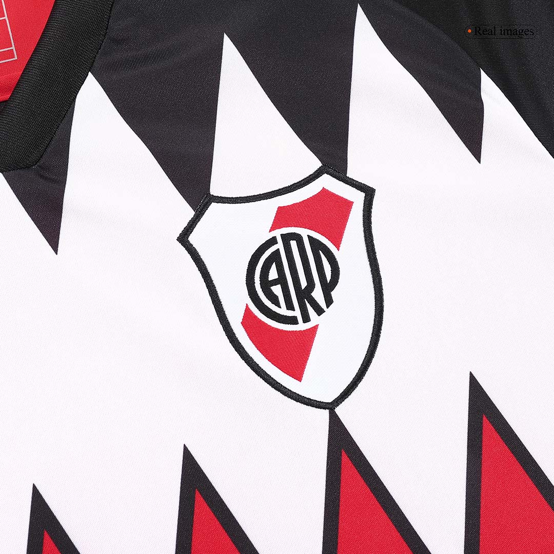 23-24 River Plate  Away Jersey Fan Version - view 9