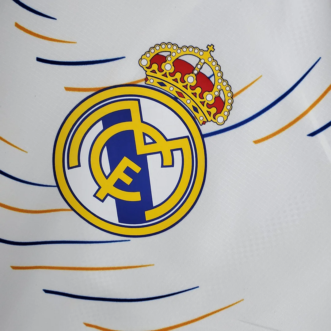2021/2022 Real Madrid Jersey Windbreaker White(Blue Edge) - view 3