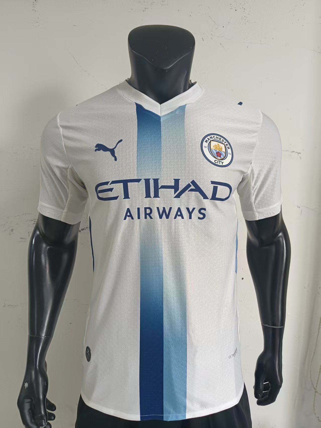 -27 Manchester City Second Away Jersey