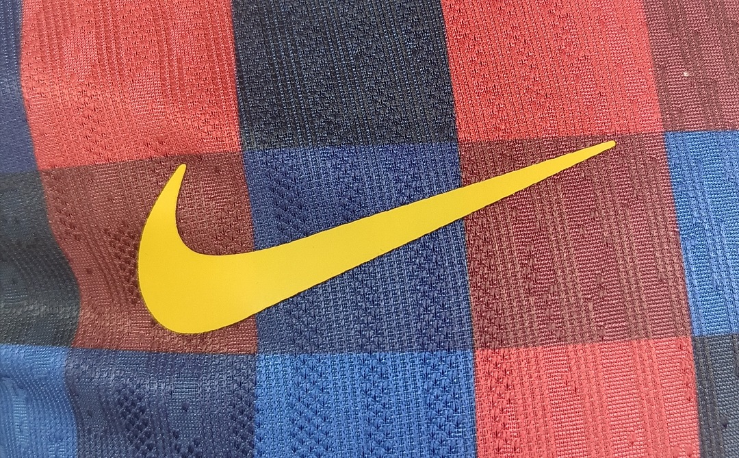 26-27 Barcelona Pre-match Jersey - view 4