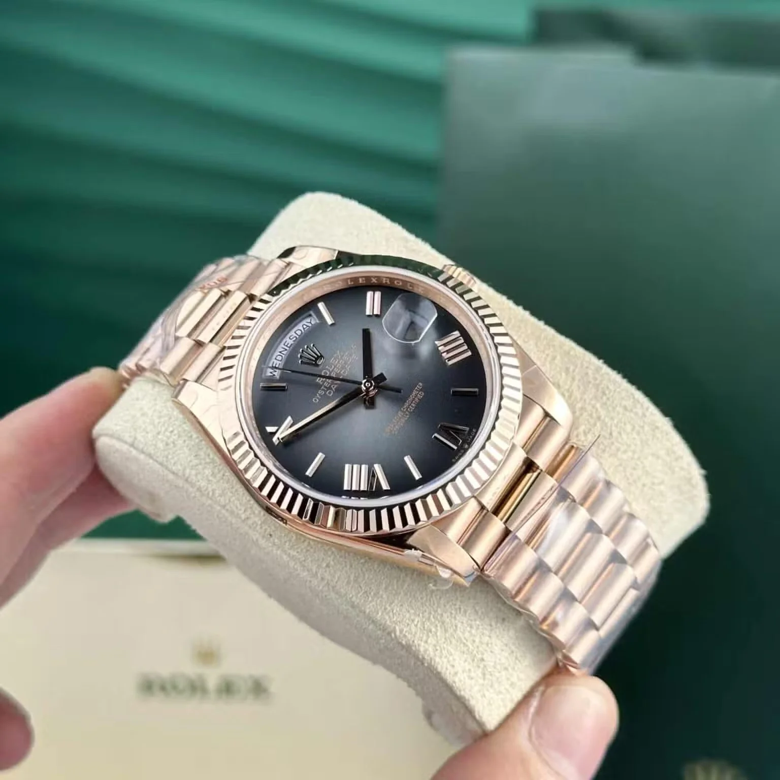 Superclone Rolex Day-Date 40 mm Slate Ombre Dial 228235 - gallery