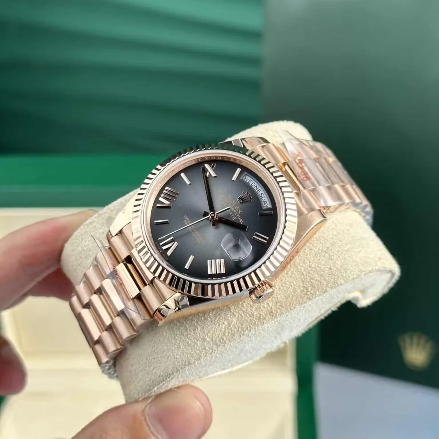 Superclone Rolex Day-Date 40 mm Slate Ombre Dial 228235 - gallery