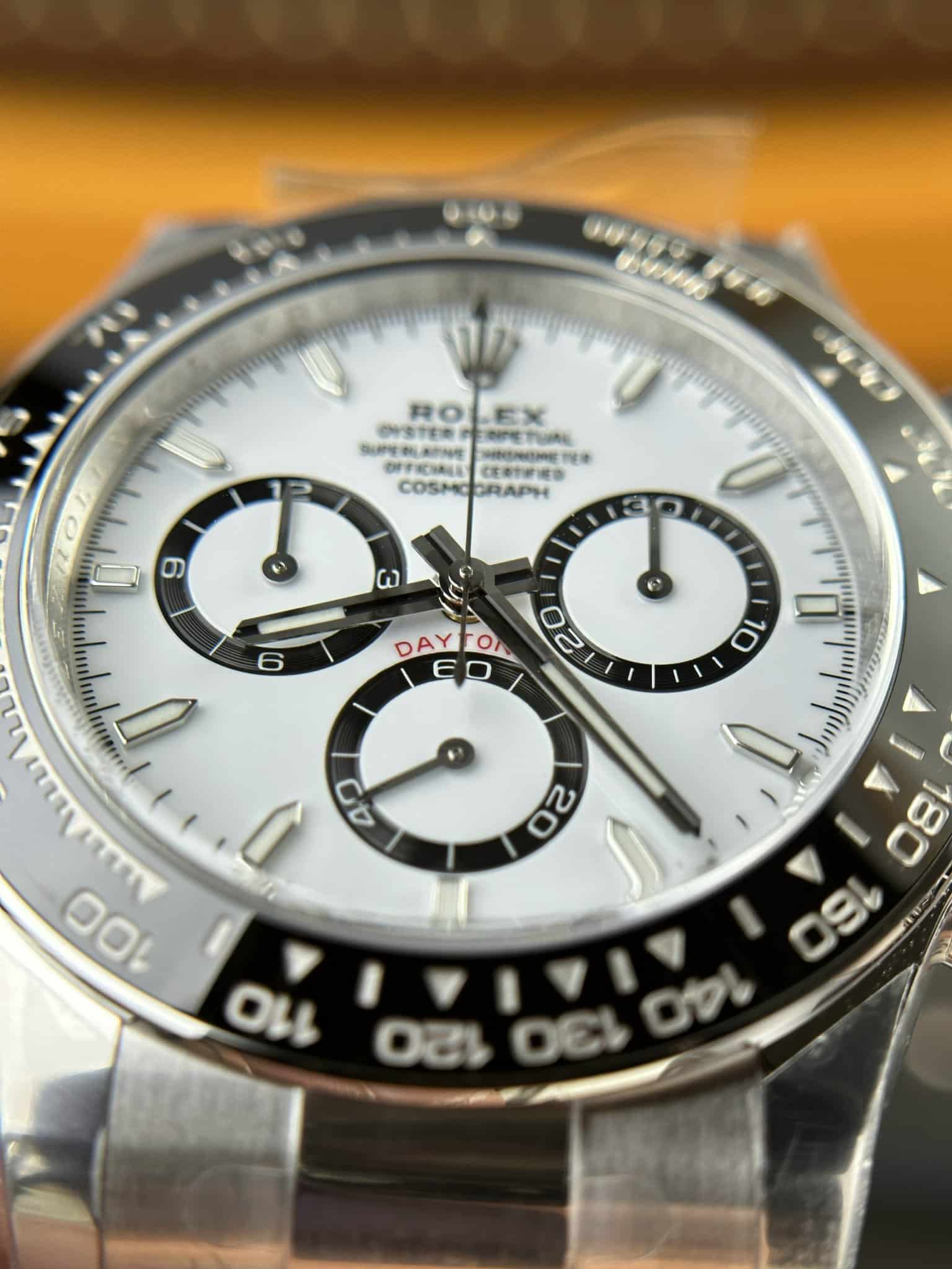 Superclone Rolex Daytona  Panda  40 mm White Dial 126500LN - gallery