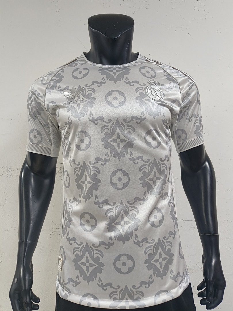 Real MadridSpecial Edition - view 5