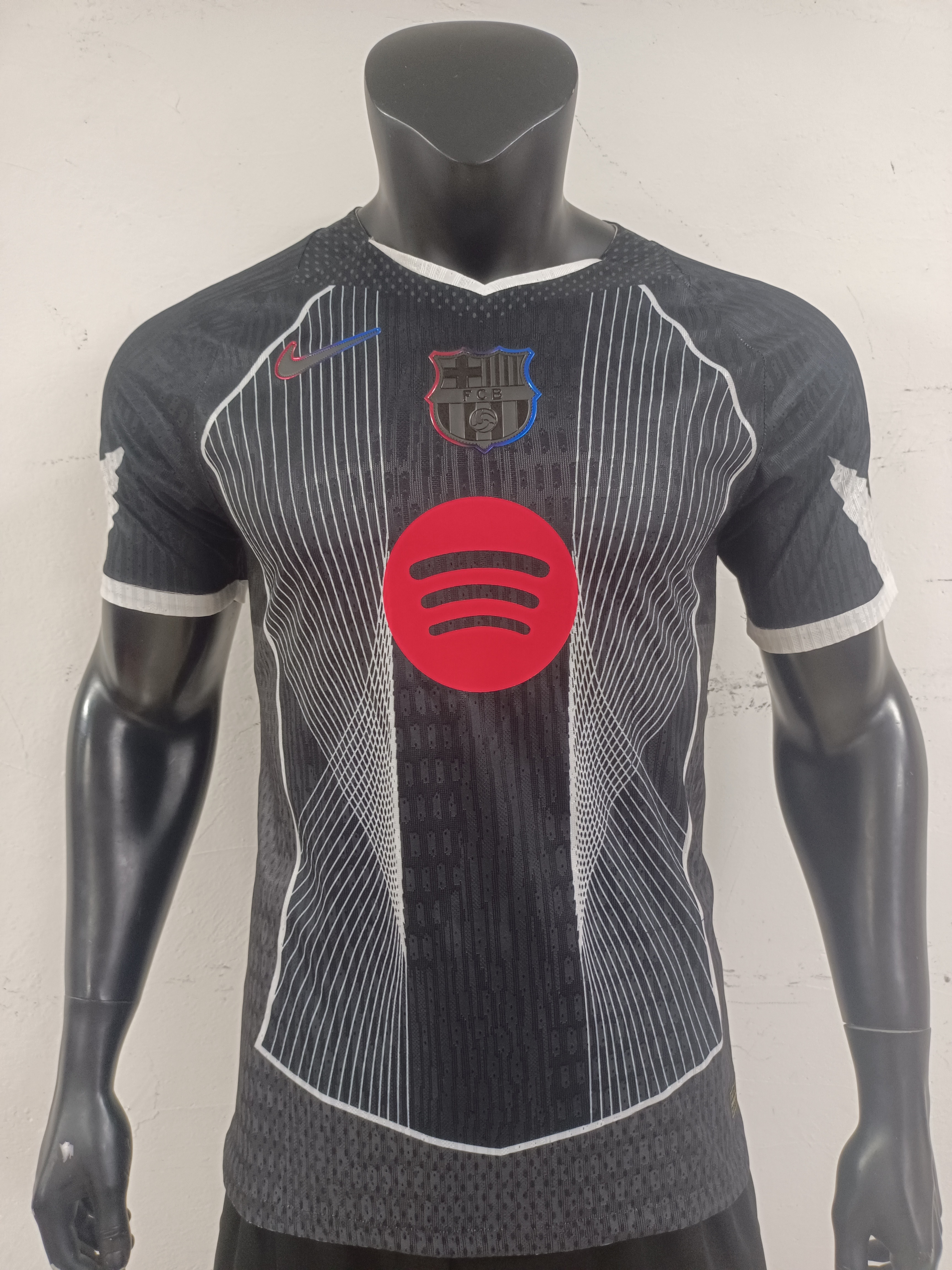 Barcelona Special Edition Black