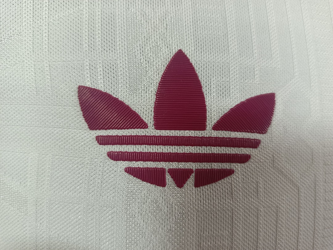 Arsenal Second Away Jersey - view 3