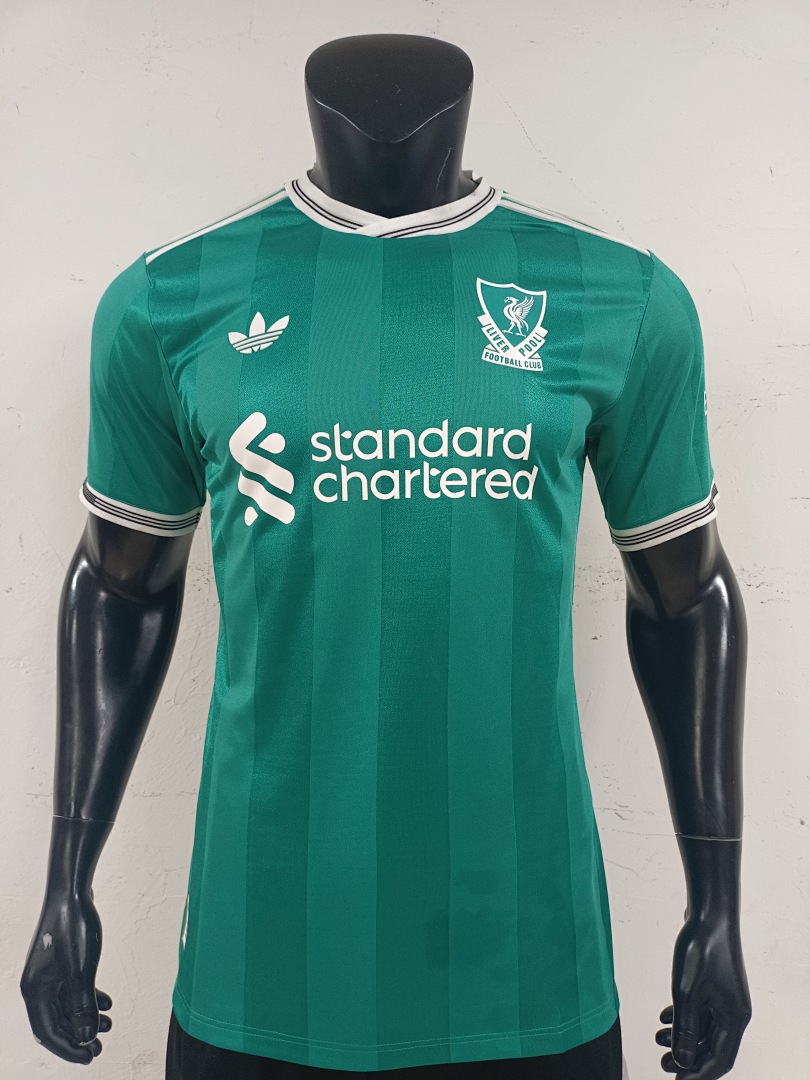Liverpool Second Away Jersey - view 6