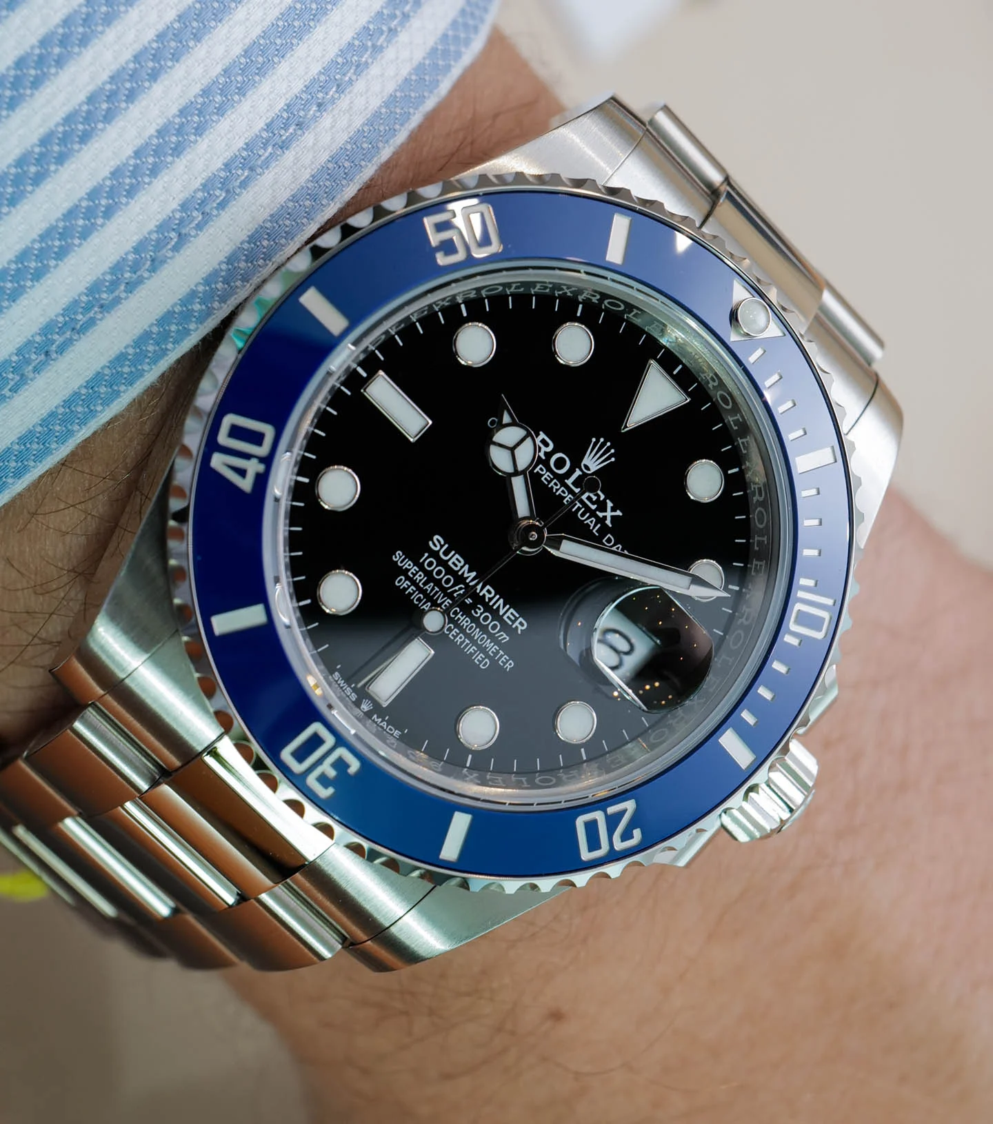 Superclone Rolex Submariner  Cookie Monster  41mm Black Dial 126619LB - gallery