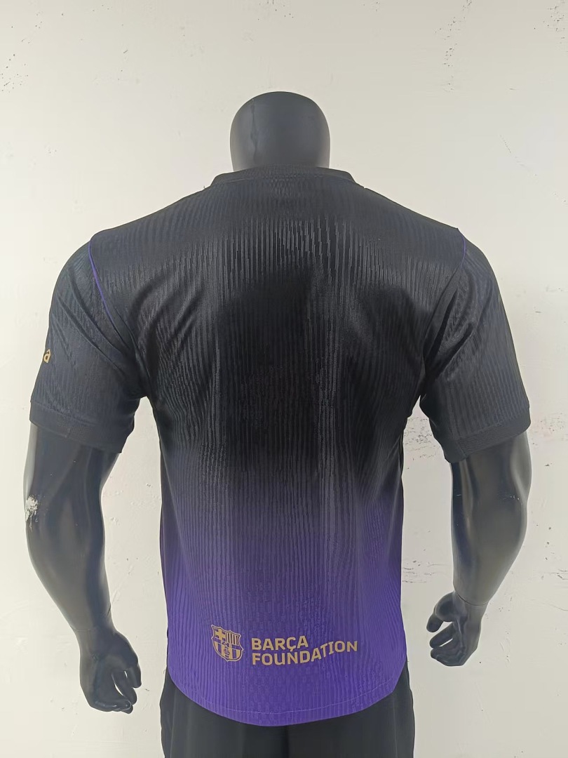 26-27BarcelonaAway