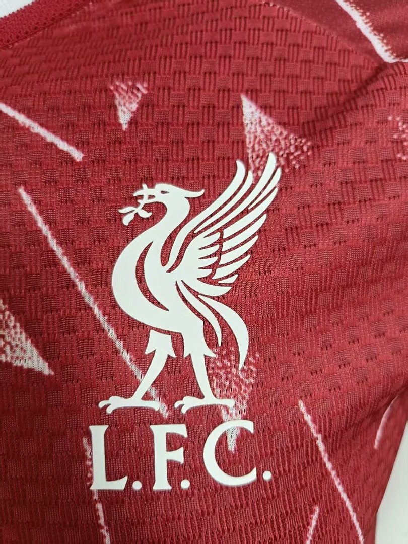 26-27LiverpoolHome 2