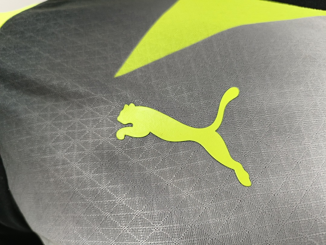Dortmund Dortmund Away Jersey - view 4