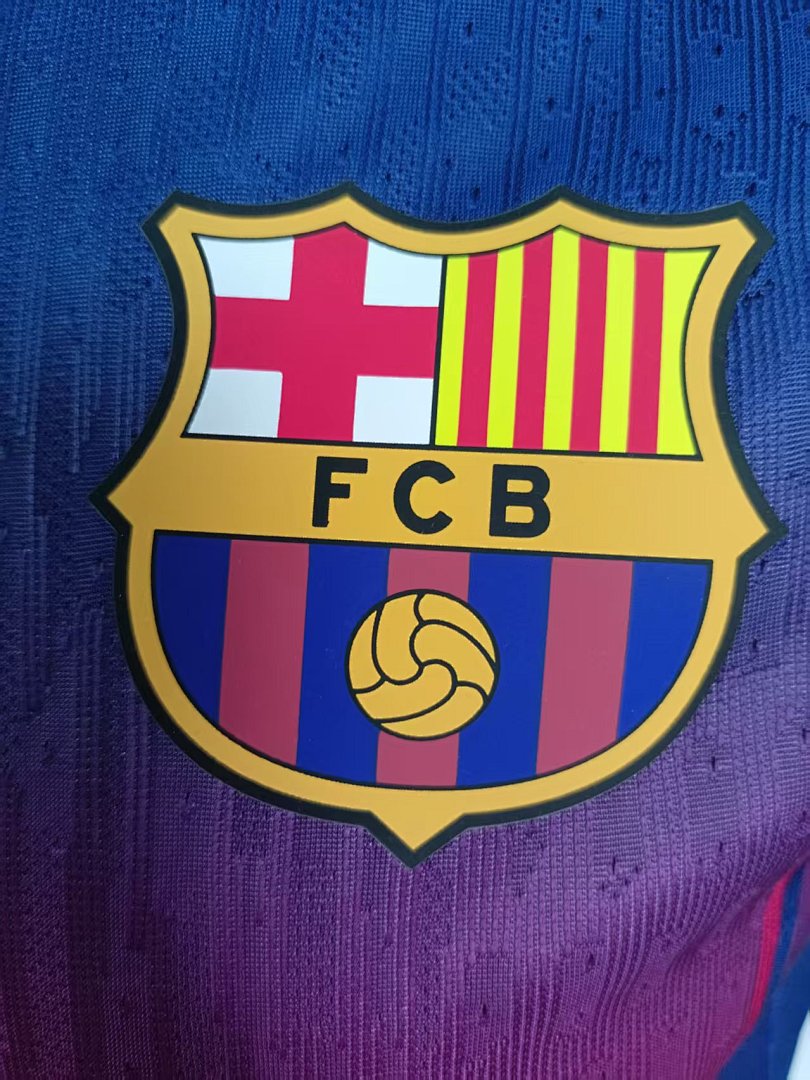 Barcelona Home Jersey Round Ad - view 4