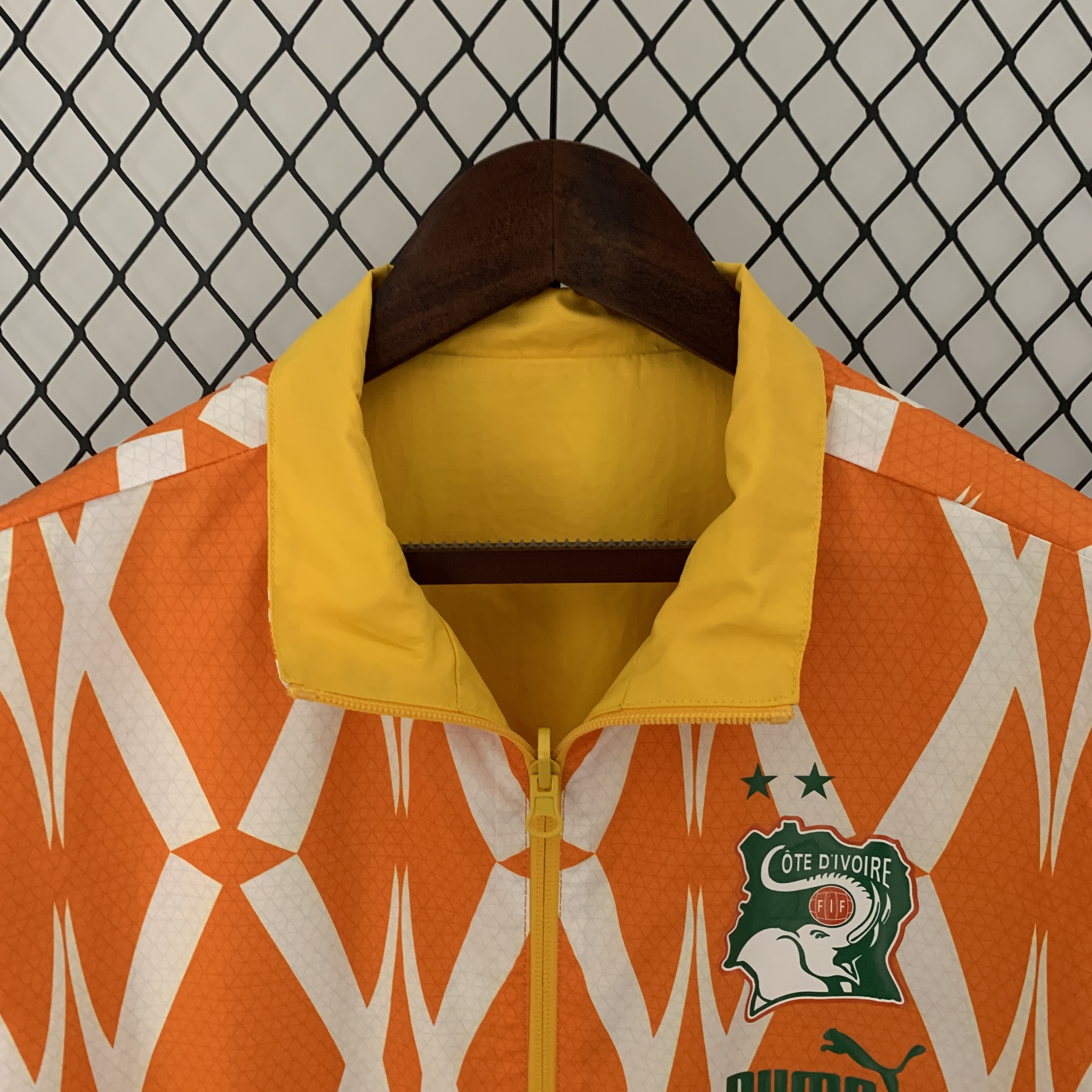 2023/24 Ivory Coast Trench Coat Reversible Windbreaker - view 3