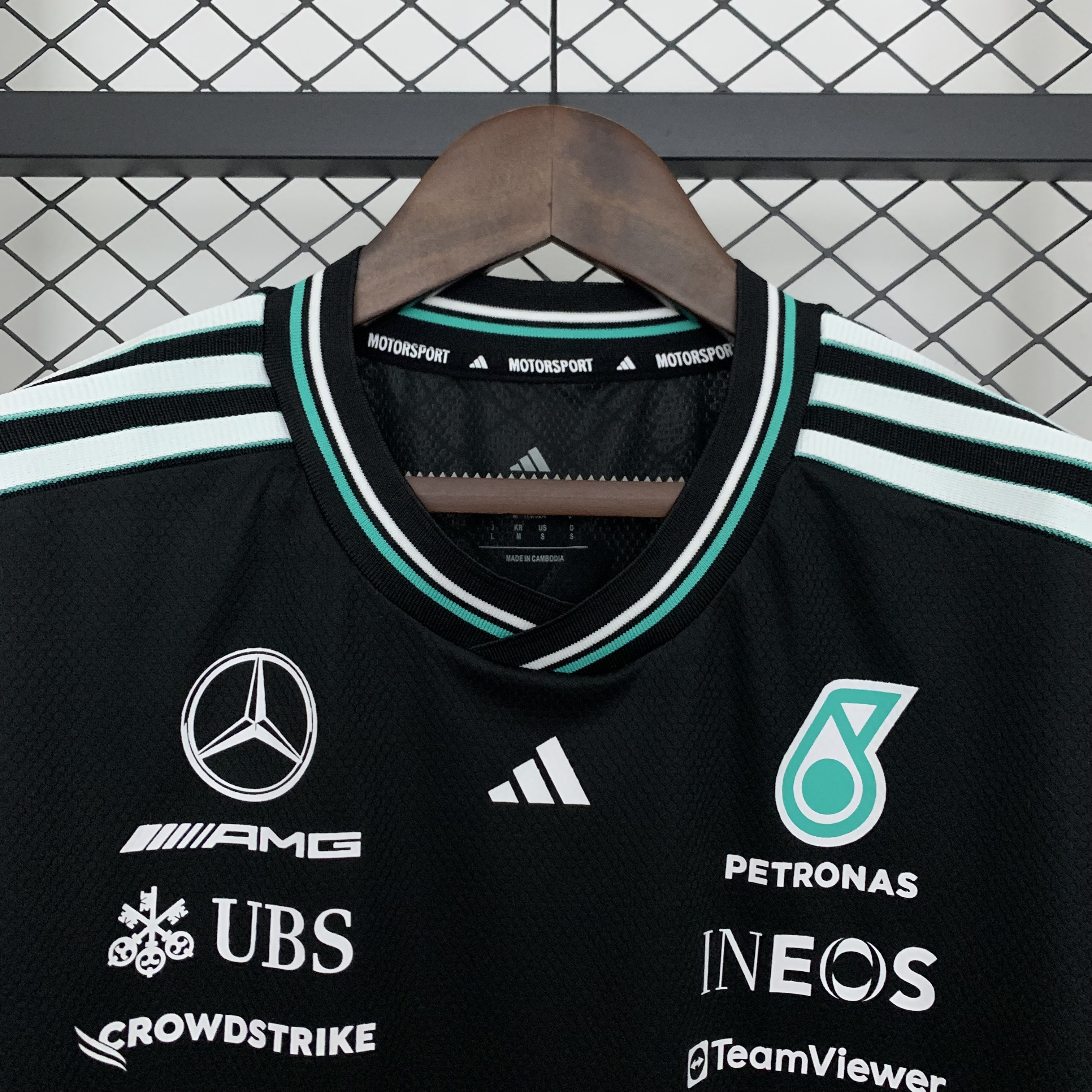 Mercedes AMG Petronas F1 Racing Team Black Driver T-Shirt 2025 - view 8