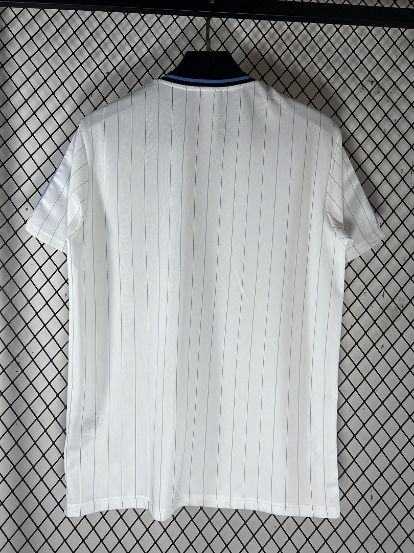 White Argentina - view 4