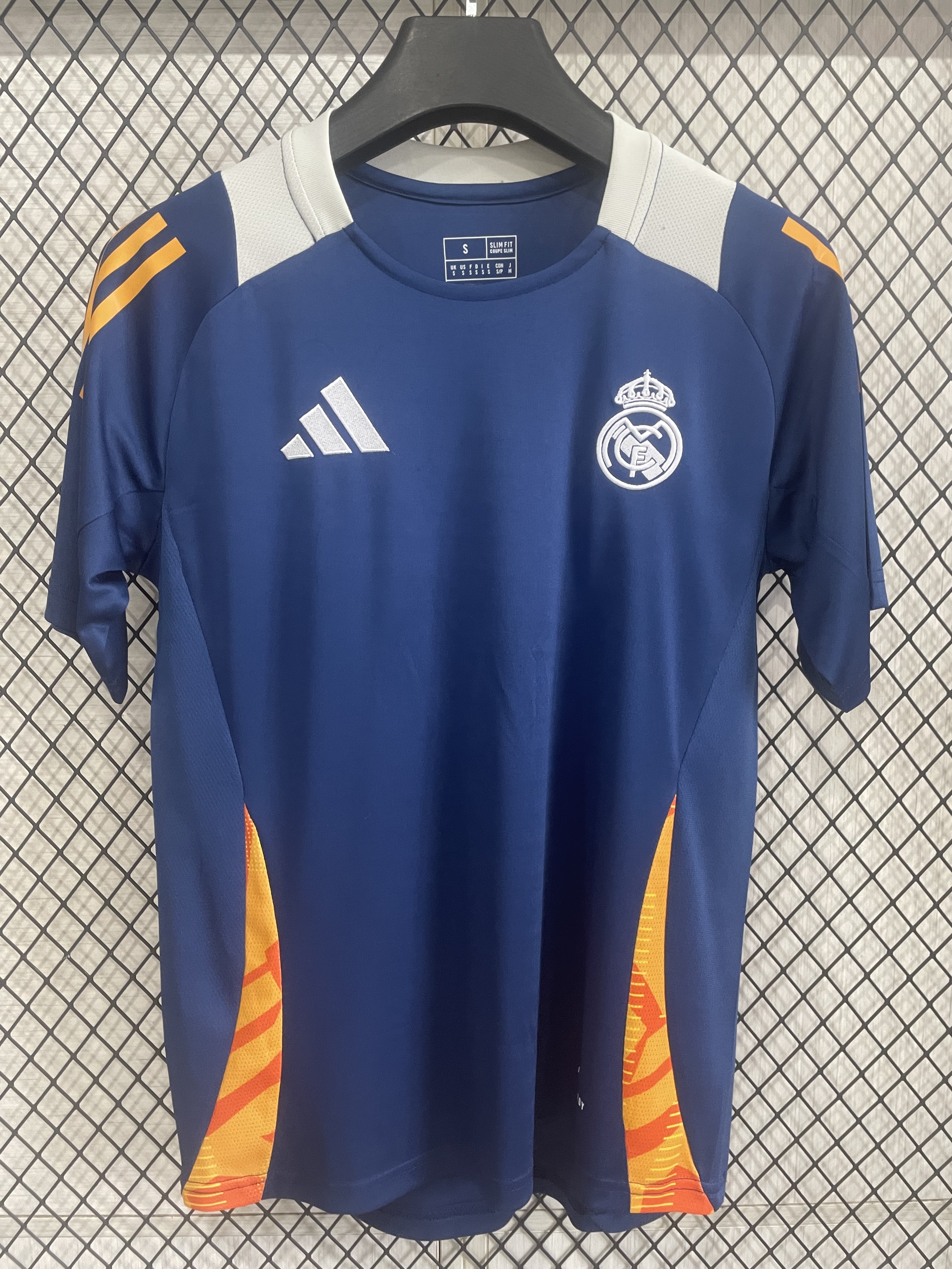 Real Madrid Training Jersey S-4 XL - view 3
