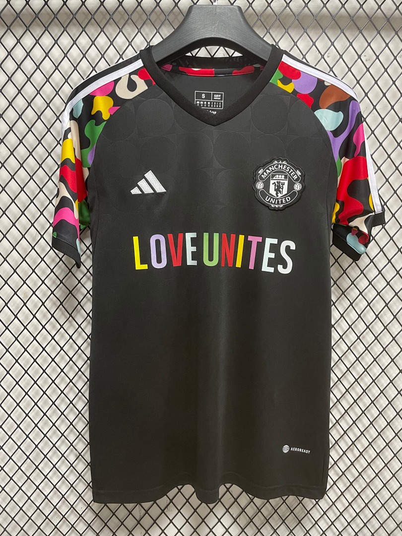 Manchester United Training Jersey - view 3